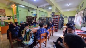Read more about the article Tiga Sekolah Negeri Kunjungi Perpustakaan SMPN 20 Kota Malang